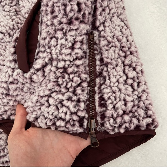 Reversible Purple Sherpa Vest - Picture 7 of 14